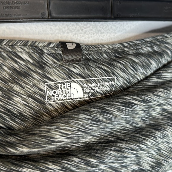 The north face space dye gray ruched skirt S - Picture 2 of 6